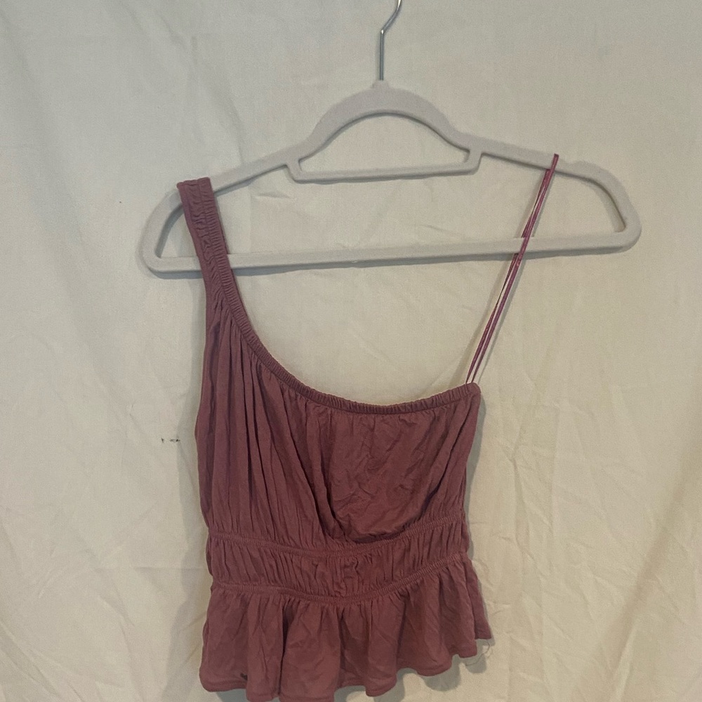 Cute one shoulder top